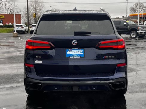 Used 2022 BMW X5 M50i w/ Executive Package image 5