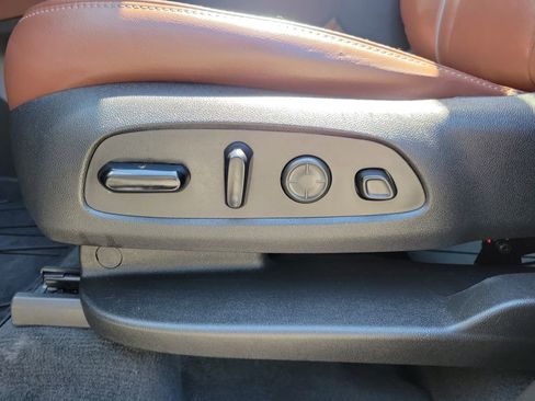 Used 2021 Buick Enclave Avenir w/ Avenir Technology Package AWD/4WD image 27
