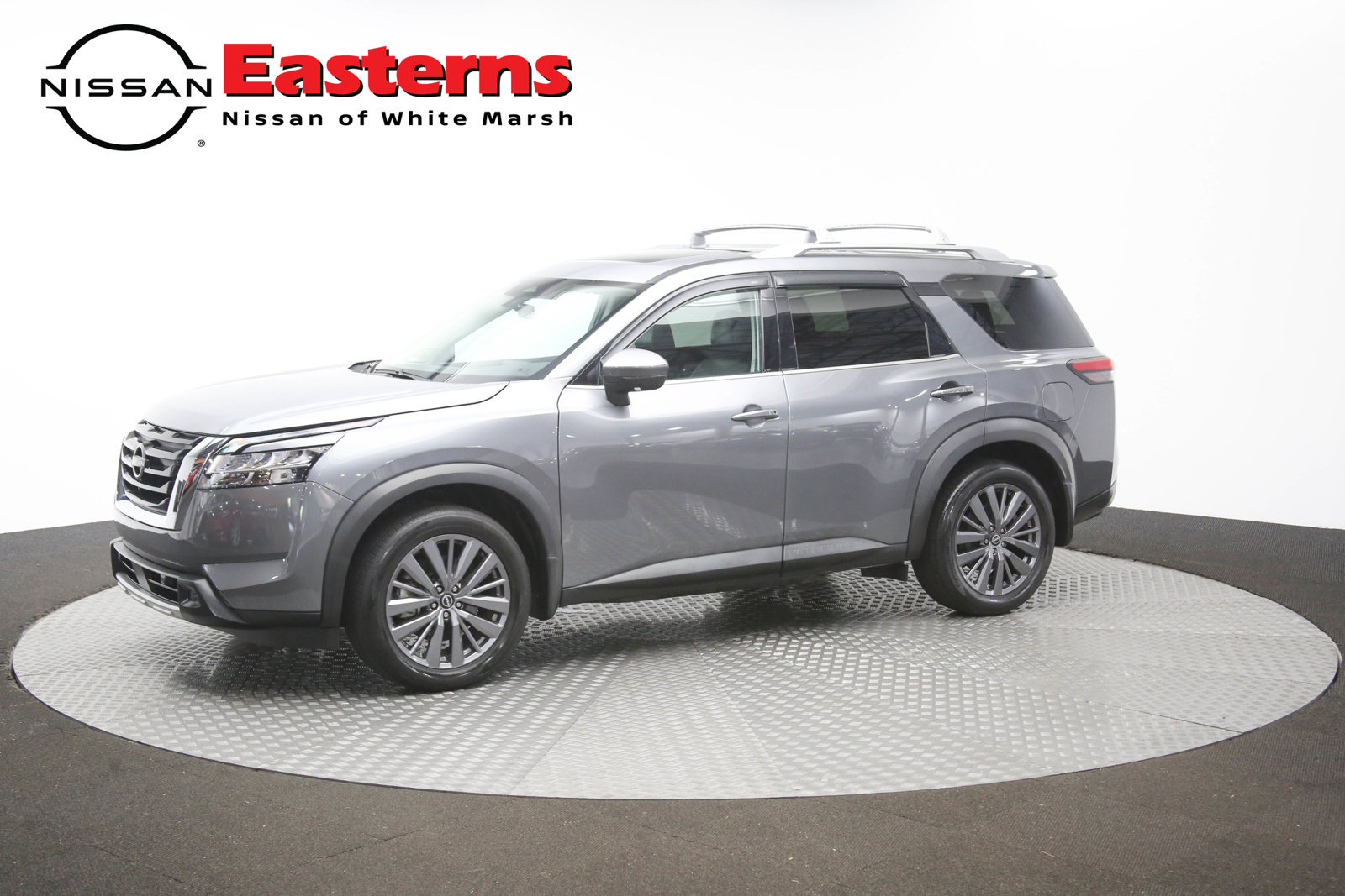 Used 2024 Nissan Pathfinder SL AWD/4WD image 57