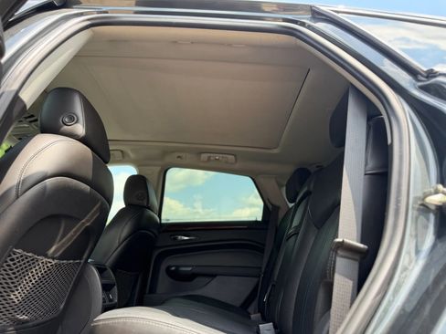Used 2014 Cadillac SRX Luxury w/ LPO, Sports Edition Package FWD image 31