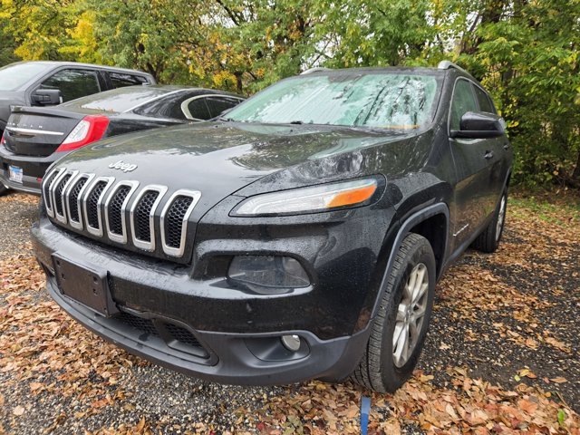 Used 2014 Jeep Cherokee Latitude w/ Comfort/Convenience Group AWD/4WD image 2
