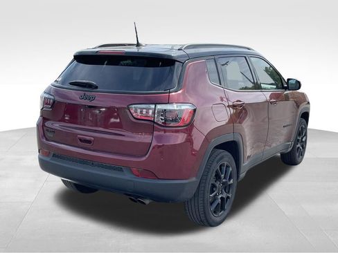 Used 2022 Jeep Compass Latitude w/ Convenience Group AWD/4WD image 7