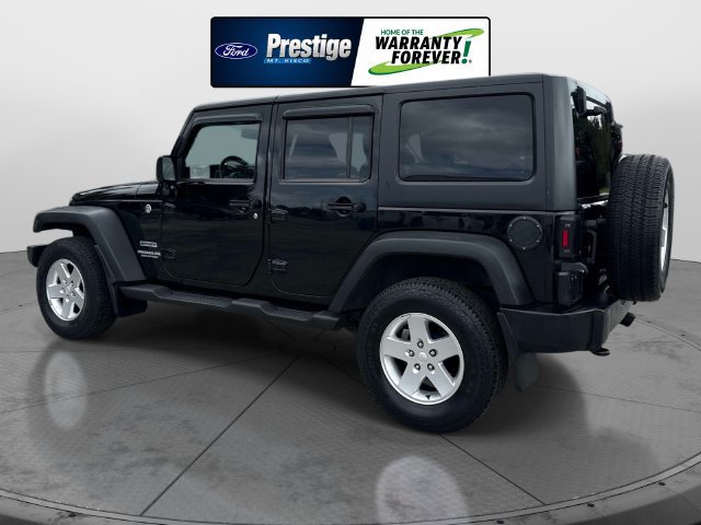 Used 2012 Jeep Wrangler Unlimited Sport AWD/4WD image 6