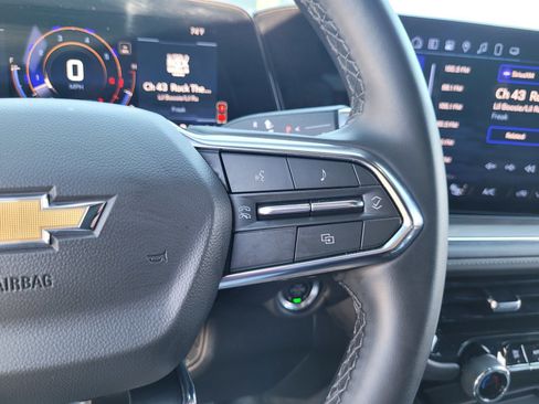 Used 2025 Chevrolet Tahoe LT AWD/4WD image 22