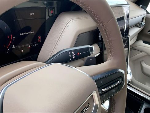 New 2026 GMC Yukon Denali w/ Sun & Power Step Package AWD/4WD image 6