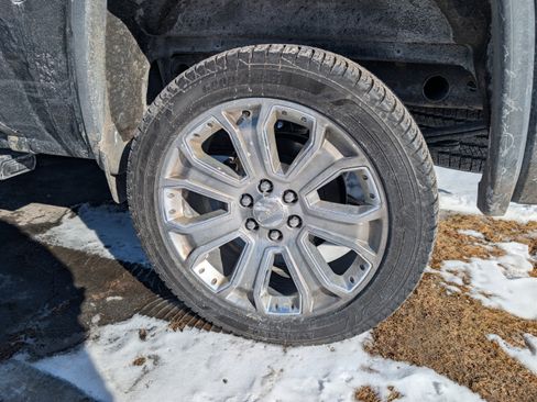 Used 2018 GMC Sierra 1500 Denali w/ Denali Ultimate Package image 11