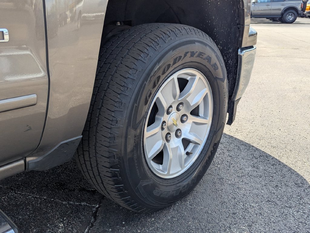 Used 2015 Chevrolet Silverado 1500 LT w/ All Star Edition AWD/4WD image 26
