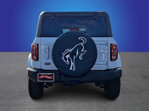 Used 2023 Ford Bronco Outer Banks image 5