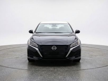 Used 2025 Nissan Altima 2.5 SV