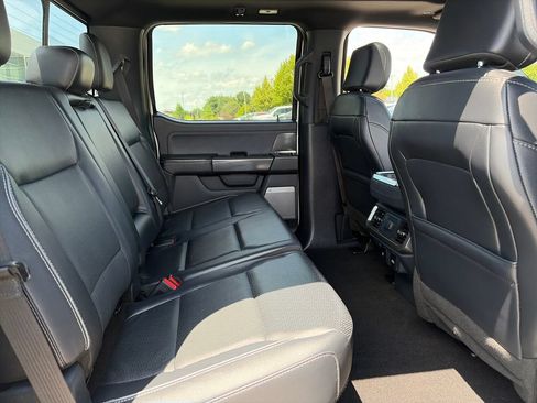 Used 2024 Ford F150 Lariat AWD/4WD image 34