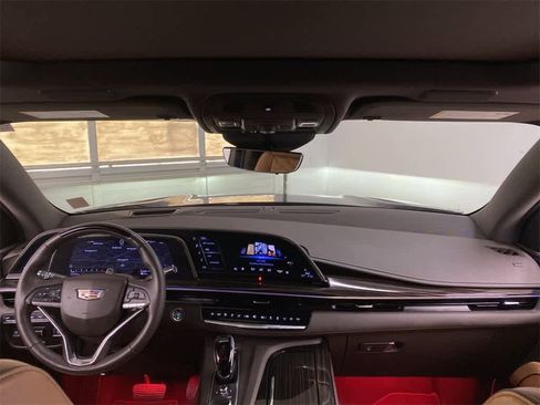 Certified 2024 Cadillac Escalade Sport image 11