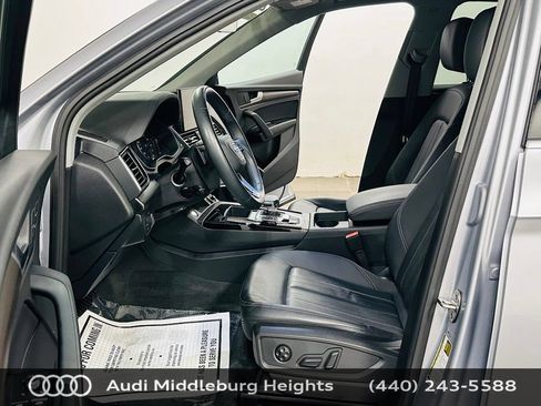 Certified 2023 Audi Q5 2.0T Premium w/ Convenience Package AWD/4WD image 9