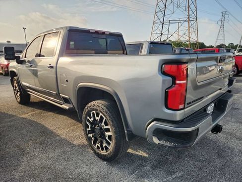 Used 2024 Chevrolet Silverado 2500 High Country w/ High Country Premium Package AWD/4WD image 4