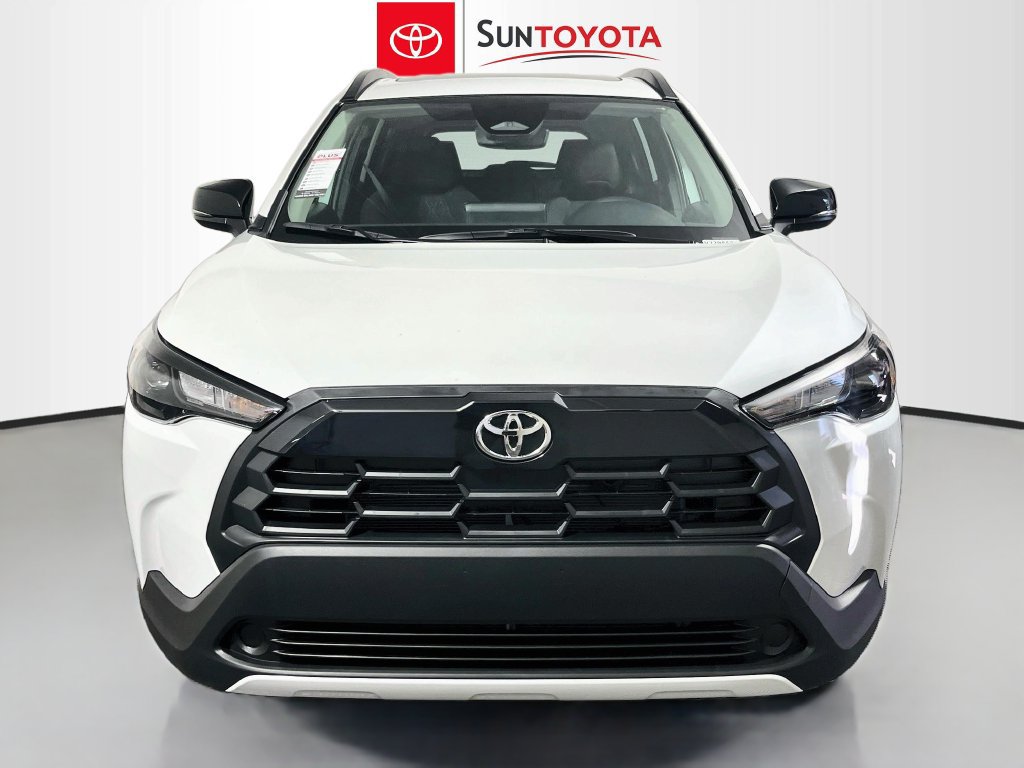 New 2026 Toyota Corolla Cross LE w/ Moonroof Package FWD image 8