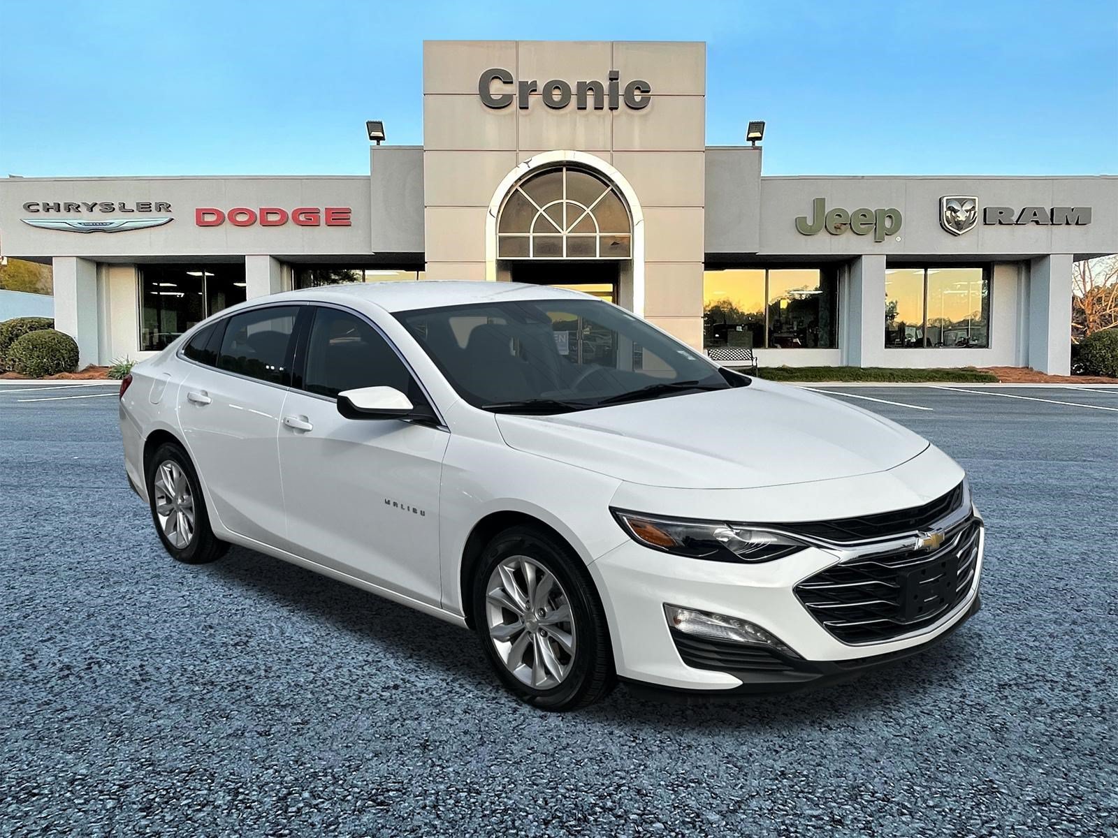Used 2023 Chevrolet Malibu LT FWD image 1