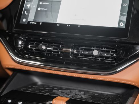 New 2026 Aston Martin DBX 707 AWD/4WD image 27
