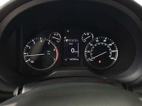 Used 2020 Lexus GX 460 Premium w/ Premium Package AWD/4WD image 21