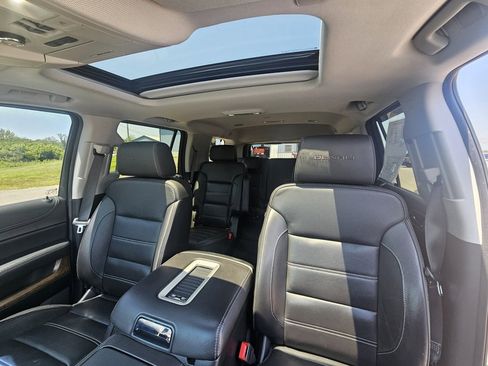 Used 2020 GMC Yukon Denali image 48