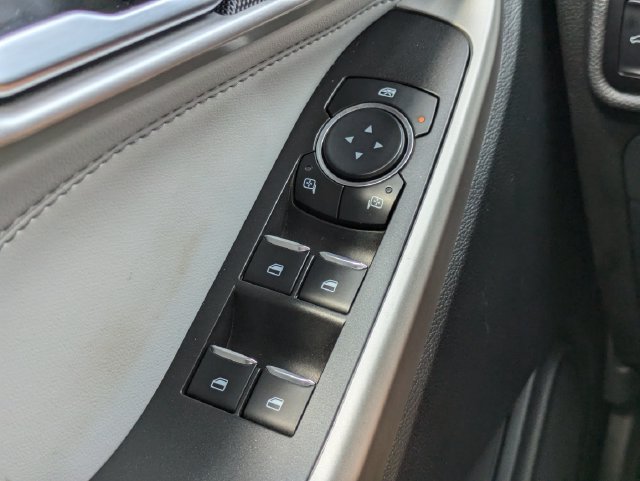 Used 2023 Ford Explorer XLT w/ Equipment Group 202A AWD/4WD image 30