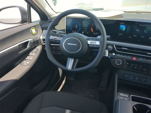 New 2026 Hyundai Sonata Blue image 13