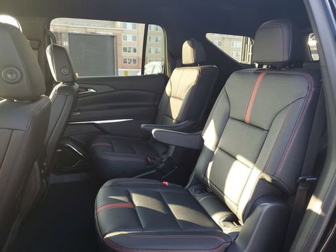 New 2026 Chevrolet Traverse RS w/ LPO, Floor Liner Package image 14