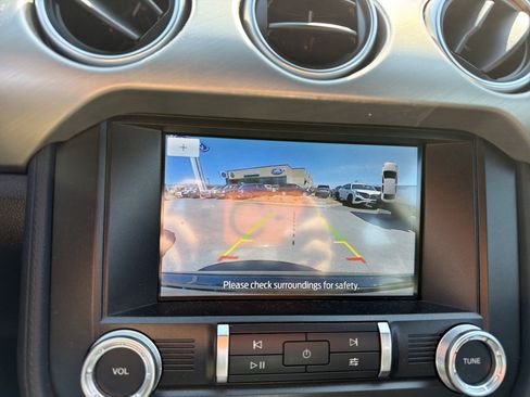 Used 2022 Ford Mustang GT Premium w/ Black Accent Package RWD image 19