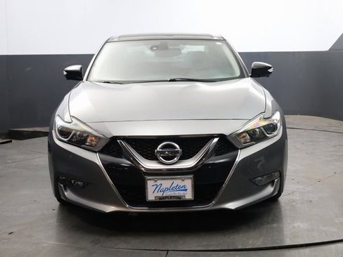 Used 2016 Nissan Maxima Platinum image 2