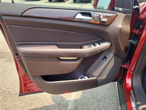 Used 2017 Mercedes-Benz GLE 350 4MATIC image 19