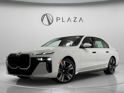 New 2025 BMW 760i xDrive w/ Luxury Rear Seating Package
