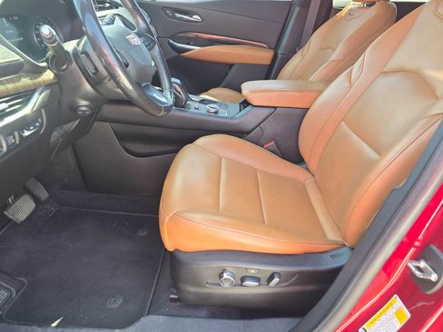 Used 2019 Cadillac XT4 Premium Luxury AWD/4WD image 10