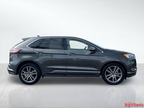 Used 2019 Ford Edge Titanium w/ Equipment Group 301A FWD image 7