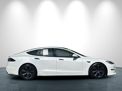 Used 2022 Tesla Model S Plaid AWD/4WD image 3