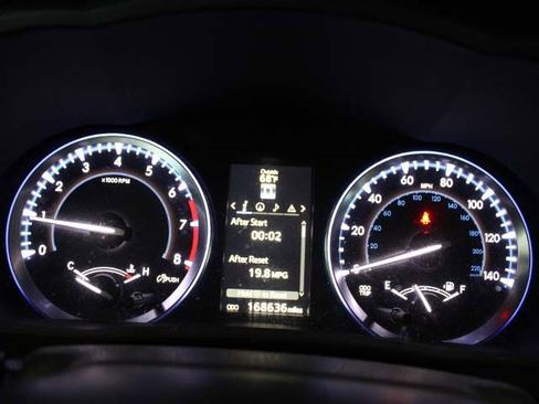 Used 2014 Toyota Highlander Limited AWD/4WD image 10