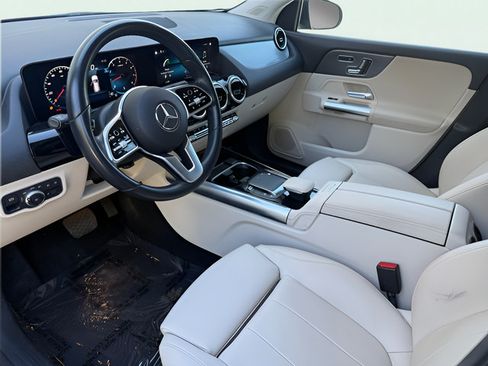 Used 2022 Mercedes-Benz GLA 250 image 13