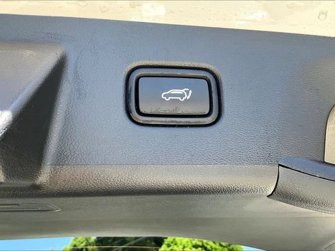 Used 2025 Hyundai Tucson SEL FWD image 25