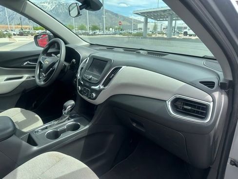 Certified 2024 Chevrolet Equinox LS AWD/4WD image 19