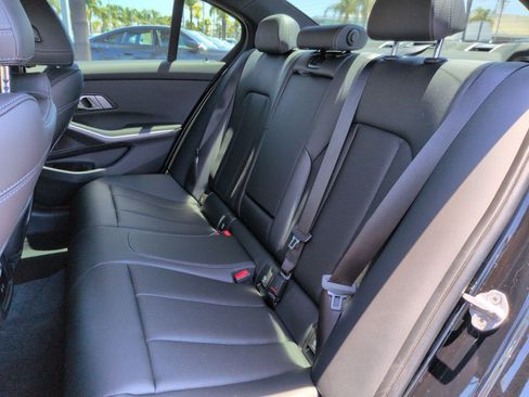 Certified 2023 BMW 330i Sedan w/ Convenience Package RWD image 31
