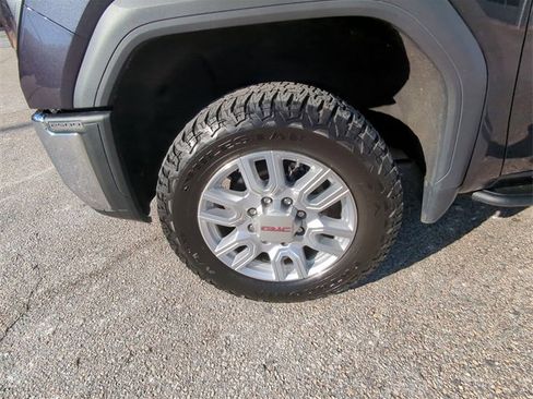 Certified 2024 GMC Sierra 2500 SLE w/ SLE Value Package; image 33