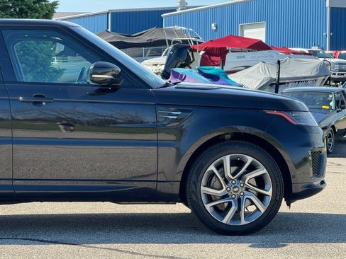 Used 2019 Land Rover Range Rover Sport HSE AWD/4WD image 18