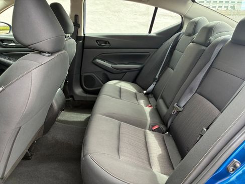 Used 2025 Nissan Altima 2.5 SV image 25