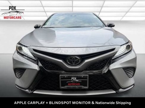 Used 2020 Toyota Camry XSE FWD image 11
