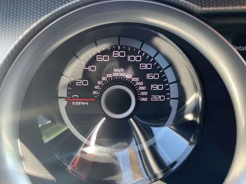 Used 2013 Ford Mustang Shelby GT500 RWD image 96
