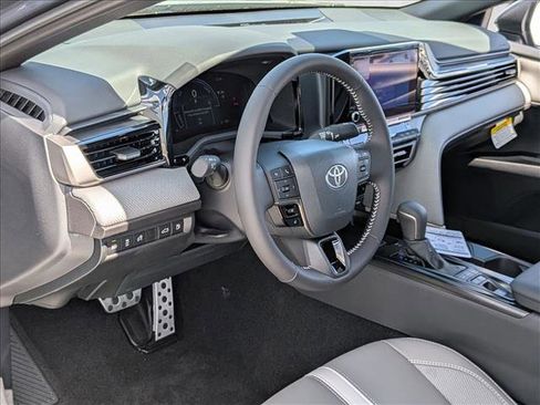 New 2026 Toyota Camry SE FWD image 3