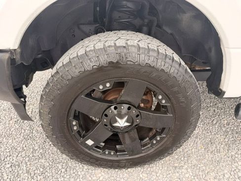 Used 2017 Ford F250 XL w/ Power Equipment Group AWD/4WD image 13