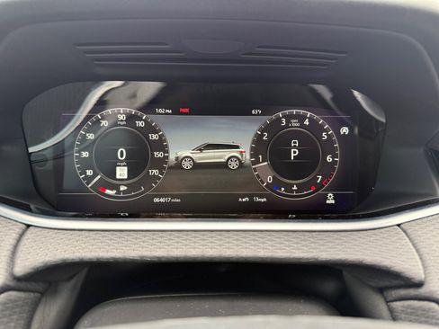 Used 2020 Land Rover Range Rover Evoque S image 11