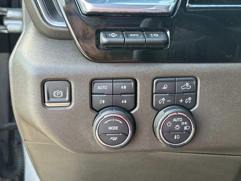 Used 2024 Chevrolet Silverado 1500 LTZ AWD/4WD image 43