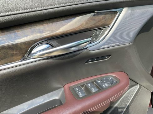 Certified 2020 Cadillac XT6 Premium Luxury AWD/4WD image 23