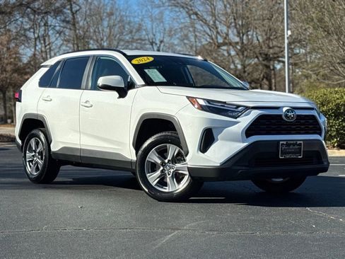 Used 2024 Toyota RAV4 XLE image 2