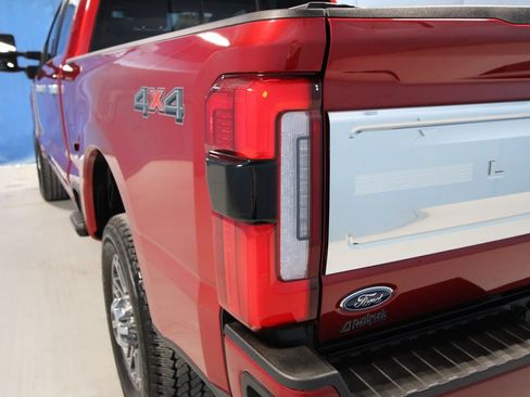 Used 2024 Ford F250 Limited AWD/4WD image 45