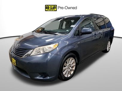 Used 2016 Toyota Sienna LE